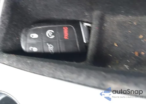 2020 Jeep Grand Cherokee Altitude 4X2 from USA, damaged, VIN 1C4RJEAG3LC372299